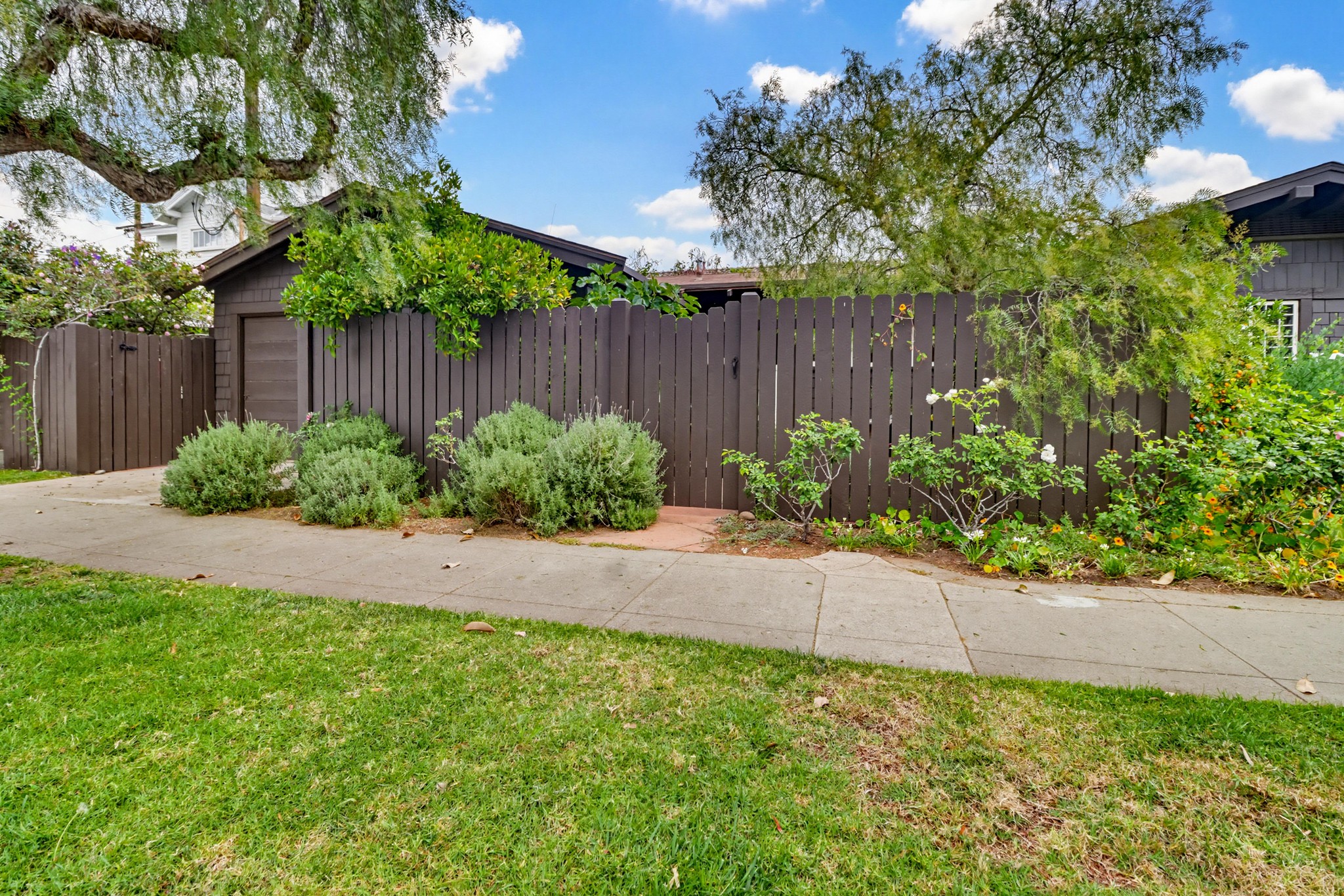 Virtual tour photo 72 of 72 for 470 B Ave