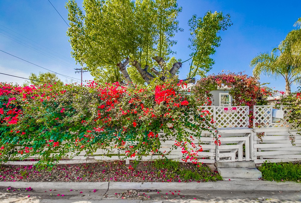 Virtual tour photo 1 of 52 for 4702 68th St