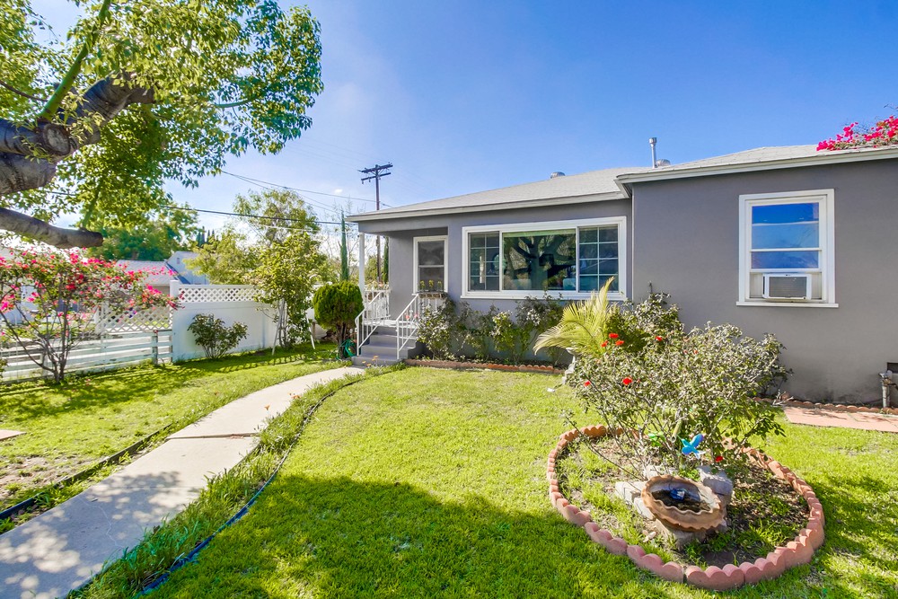 Virtual tour photo 7 of 52 for 4702 68th St
