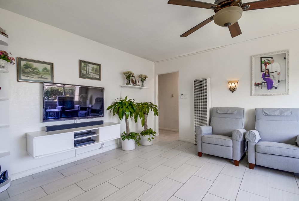 Virtual tour photo 14 of 52 for 4702 68th St