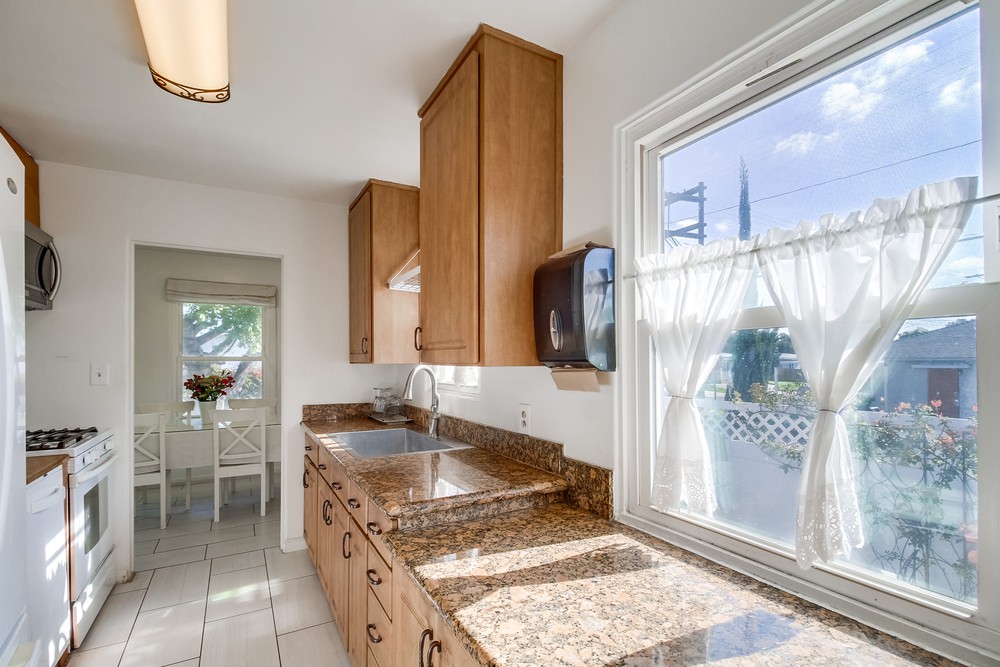Virtual tour photo 25 of 52 for 4702 68th St