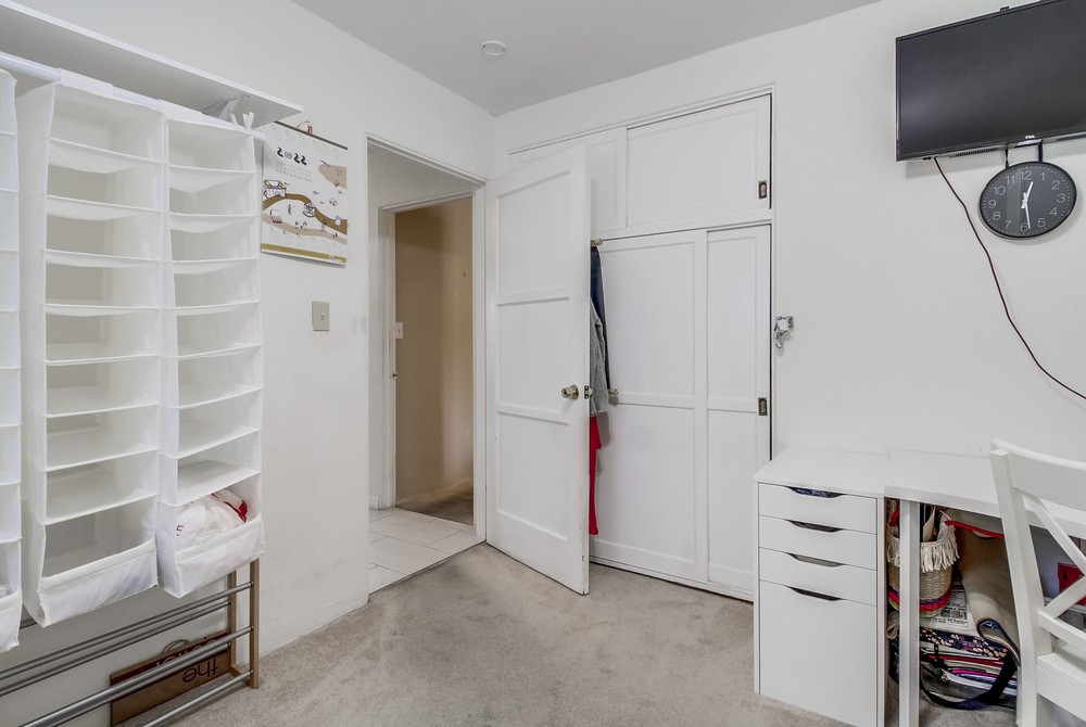 Virtual tour photo 28 of 52 for 4702 68th St