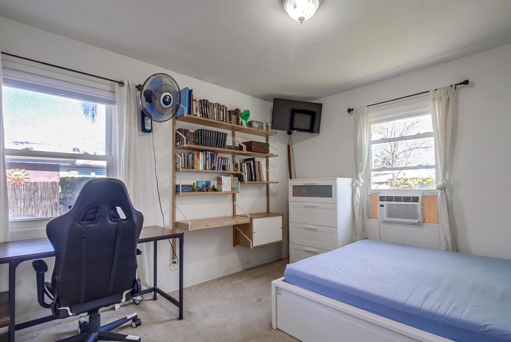 Virtual tour photo 29 of 52 for 4702 68th St