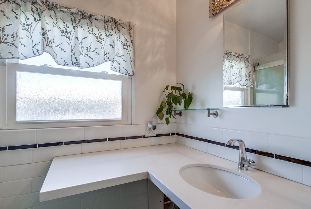 Virtual tour photo 37 of 52 for 4702 68th St