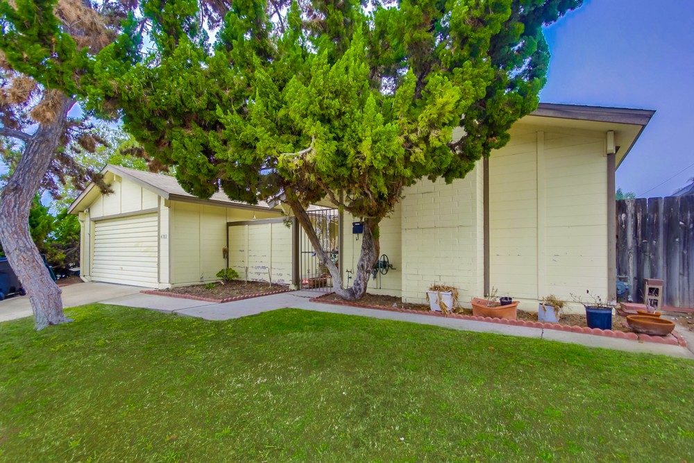 Virtual tour photo 4 of 35 for 4702 Vandever Ave