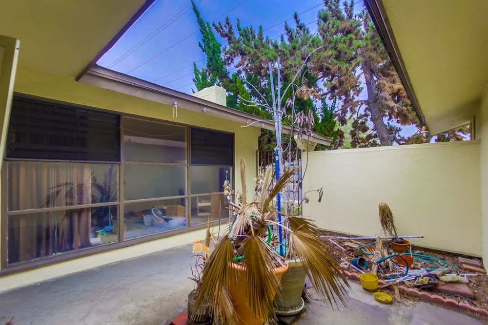 Virtual tour photo 9 of 35 for 4702 Vandever Ave