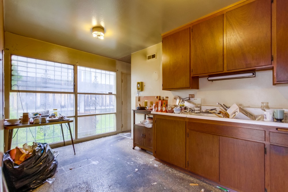 Virtual tour photo 16 of 35 for 4702 Vandever Ave