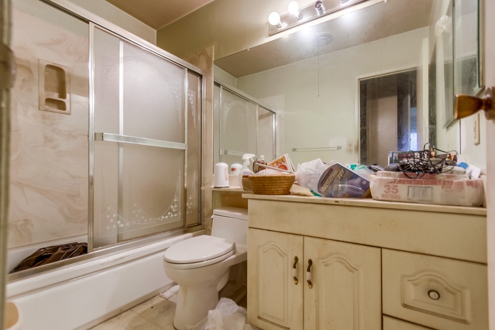 Virtual tour photo 28 of 35 for 4702 Vandever Ave