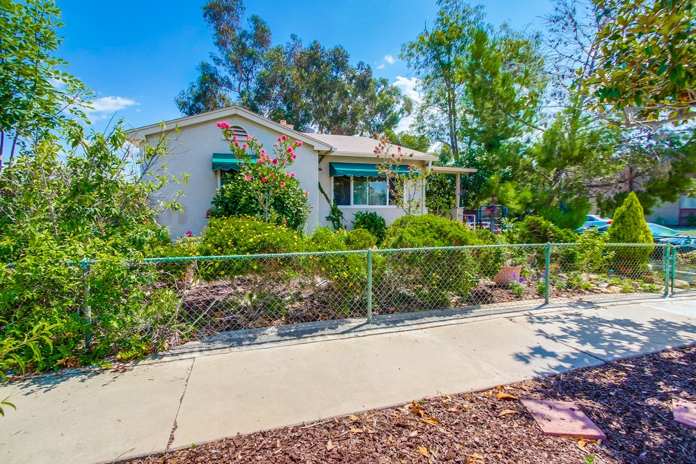 Virtual tour photo 4 of 53 for 4703 51st St