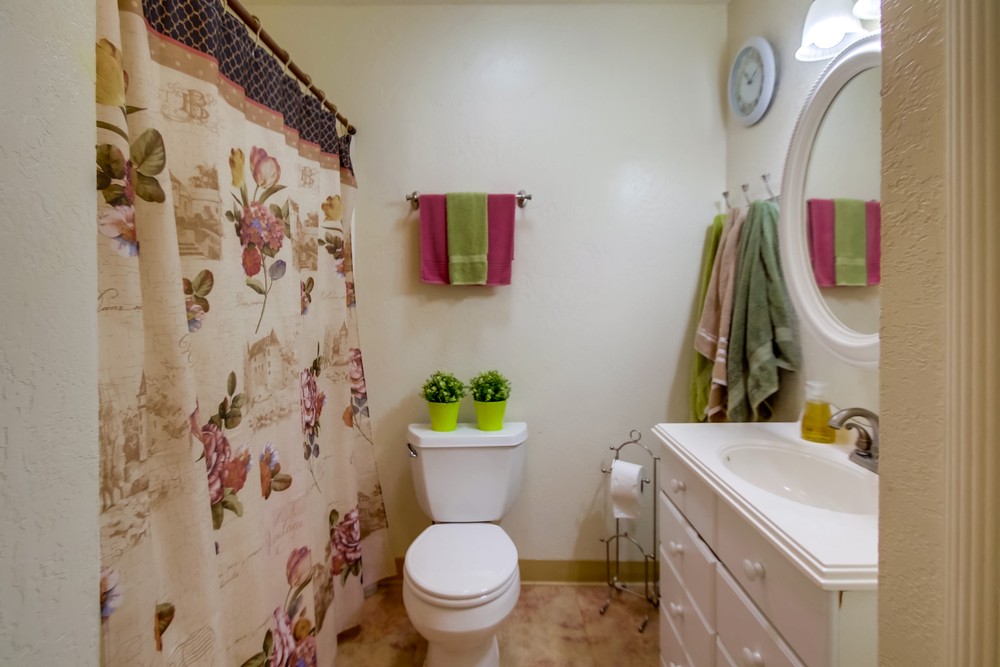 Virtual tour photo 32 of 53 for 4703 51st St