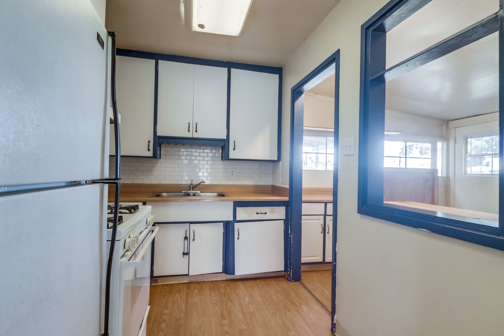 Virtual tour photo 15 of 41 for 4704 Lake Forest Ave