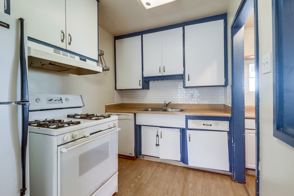 Virtual tour photo 16 of 41 for 4704 Lake Forest Ave