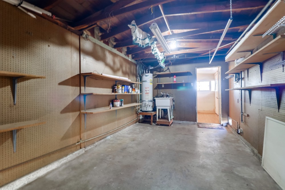 Virtual tour photo 30 of 41 for 4704 Lake Forest Ave