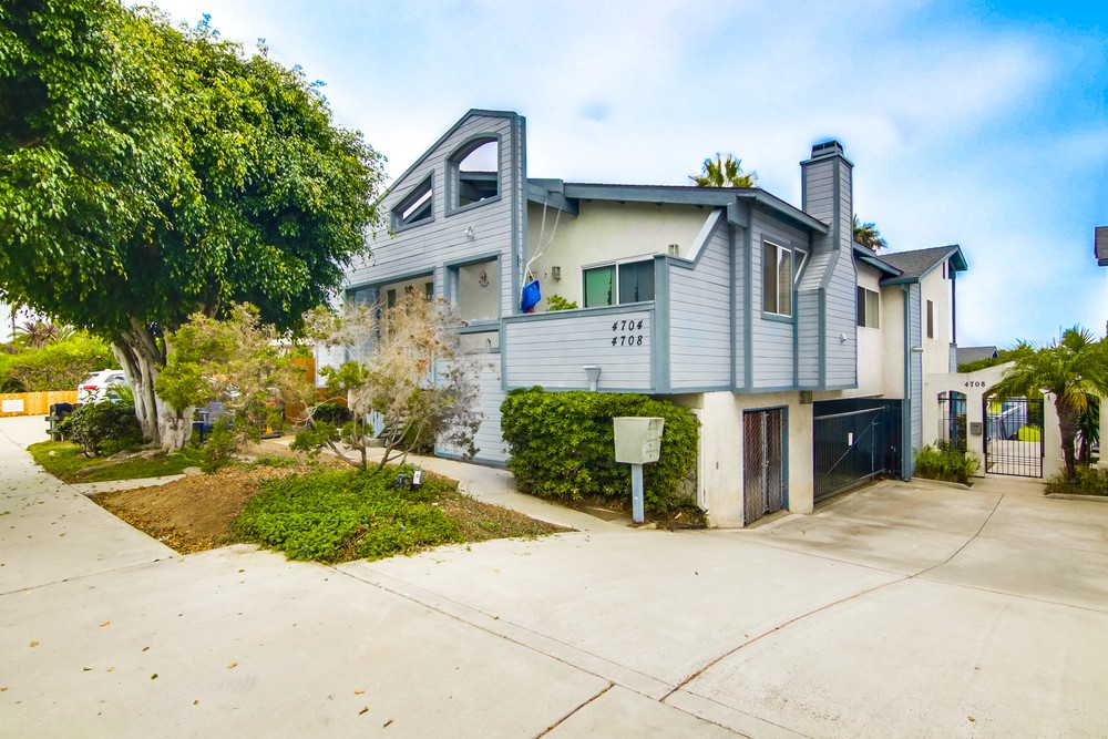 Virtual tour photo 1 of 46 for 4704 W Point Loma Blvd