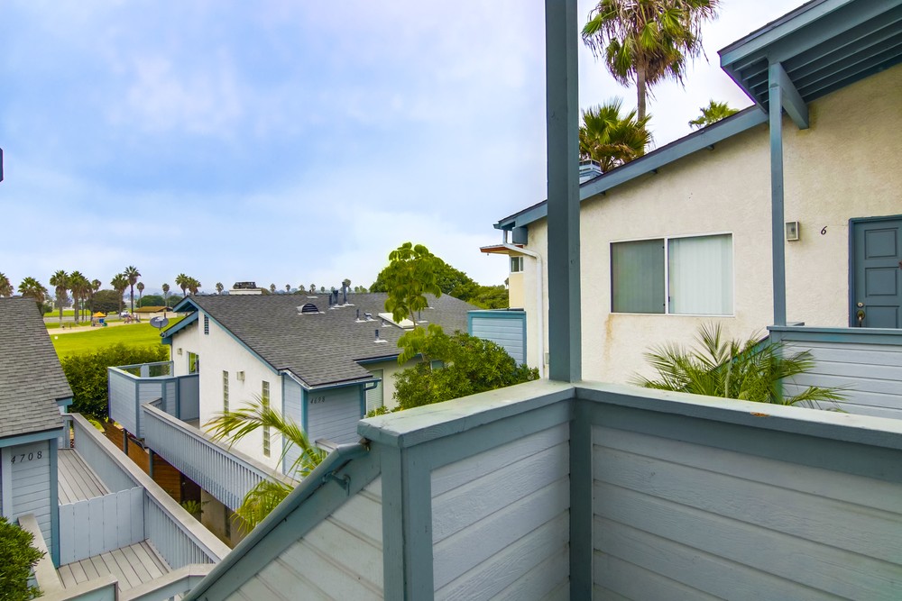Virtual tour photo 9 of 46 for 4704 W Point Loma Blvd