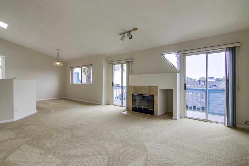 Virtual tour photo 10 of 46 for 4704 W Point Loma Blvd