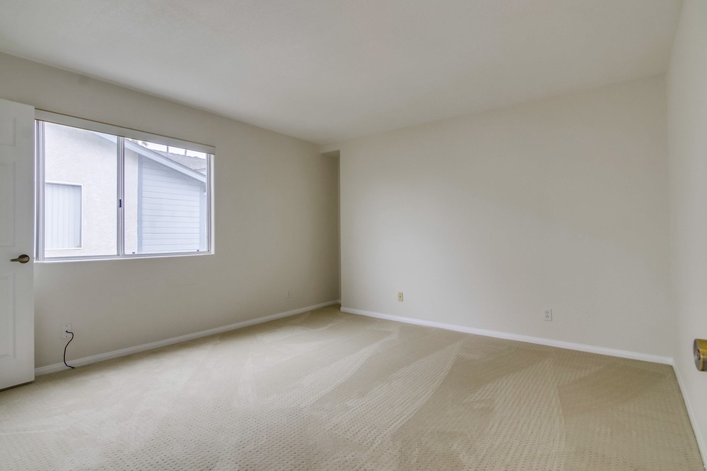 Virtual tour photo 34 of 46 for 4704 W Point Loma Blvd