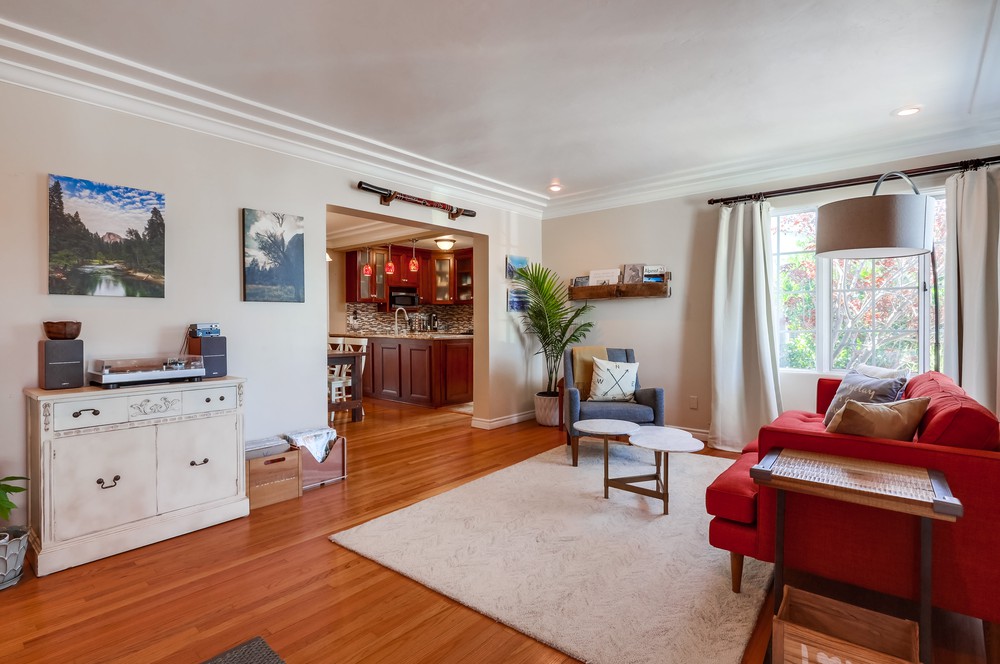 Virtual tour photo 7 of 46 for 4705 Lenore Dr