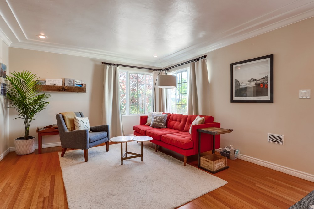 Virtual tour photo 9 of 46 for 4705 Lenore Dr