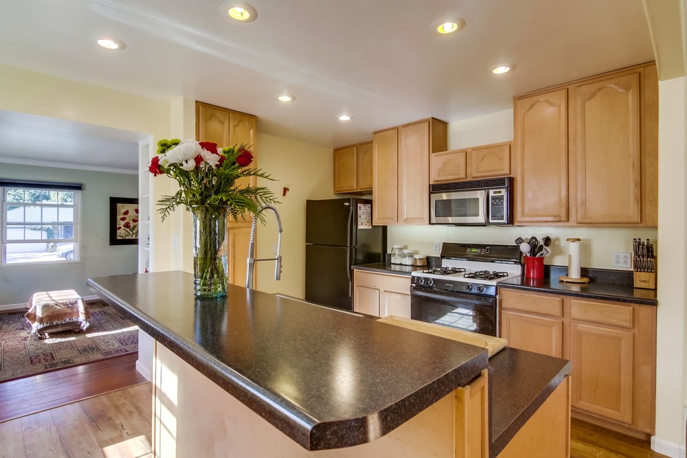 Virtual tour photo 21 of 51 for 4705 Rolando Blvd