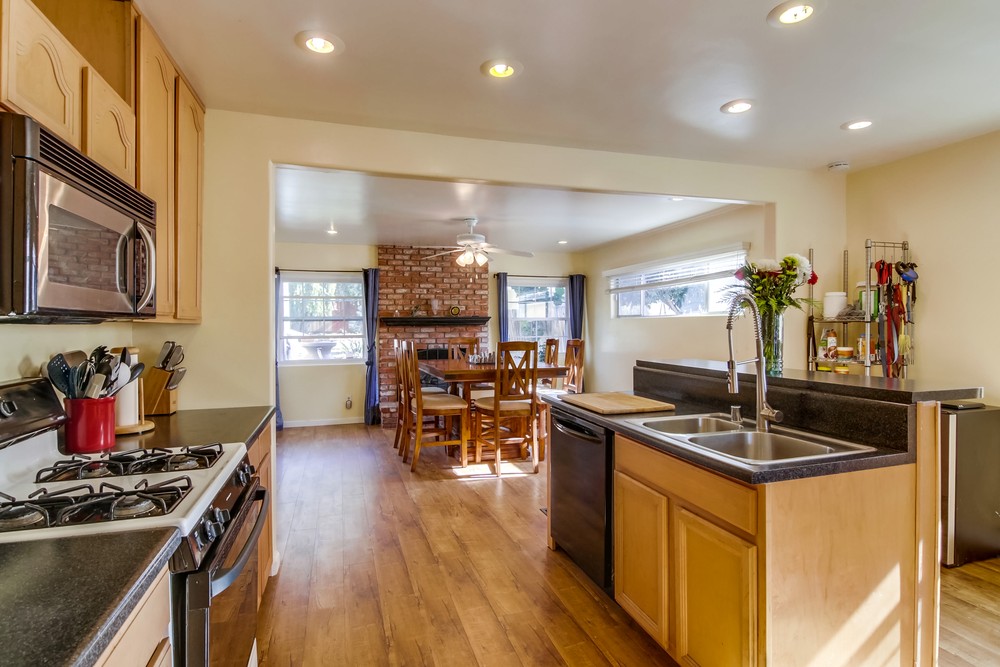 Virtual tour photo 25 of 51 for 4705 Rolando Blvd