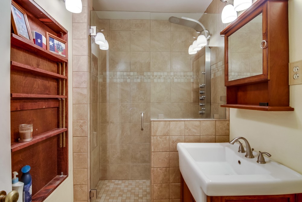 Virtual tour photo 34 of 51 for 4705 Rolando Blvd