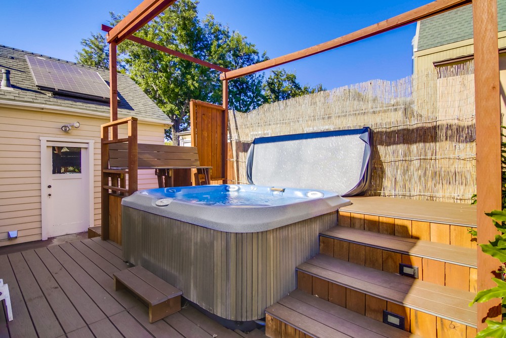 Virtual tour photo 40 of 51 for 4705 Rolando Blvd