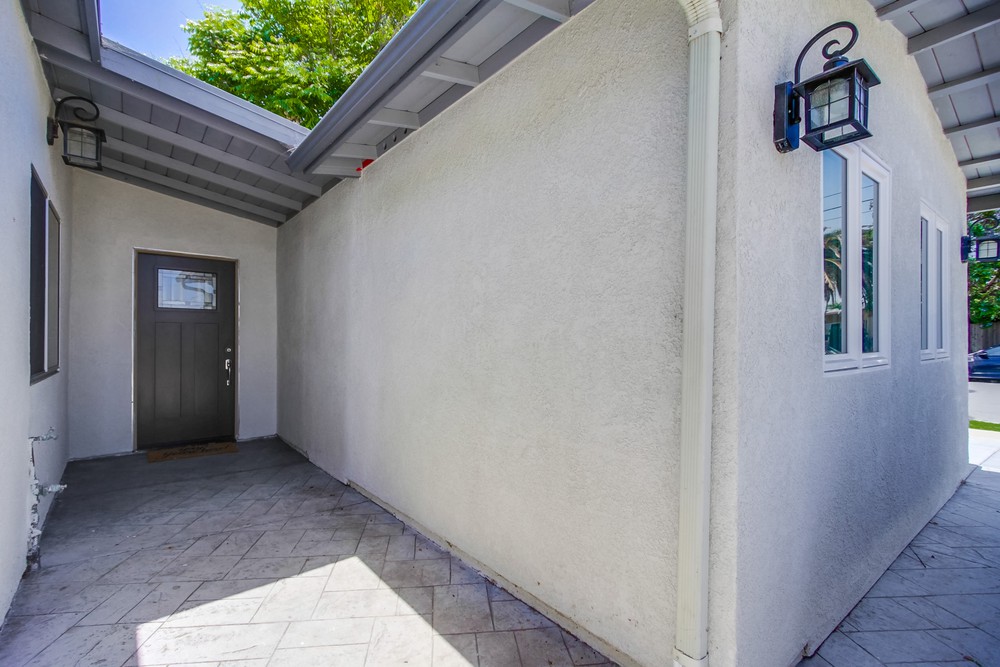 Virtual tour photo 8 of 48 for 4709 Conrad Ave