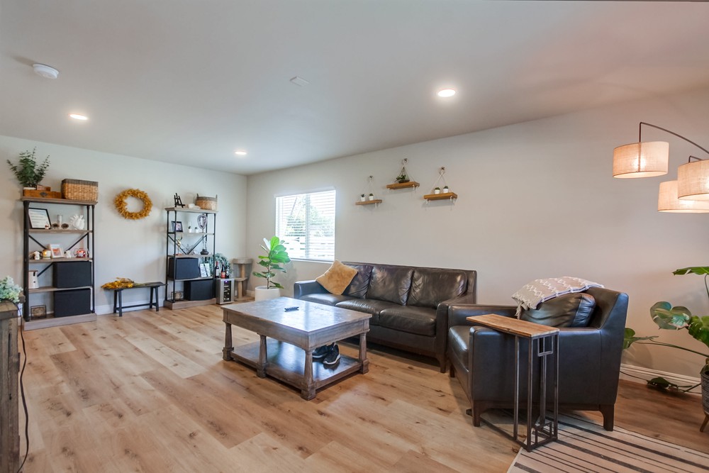 Virtual tour photo 12 of 48 for 4709 Conrad Ave