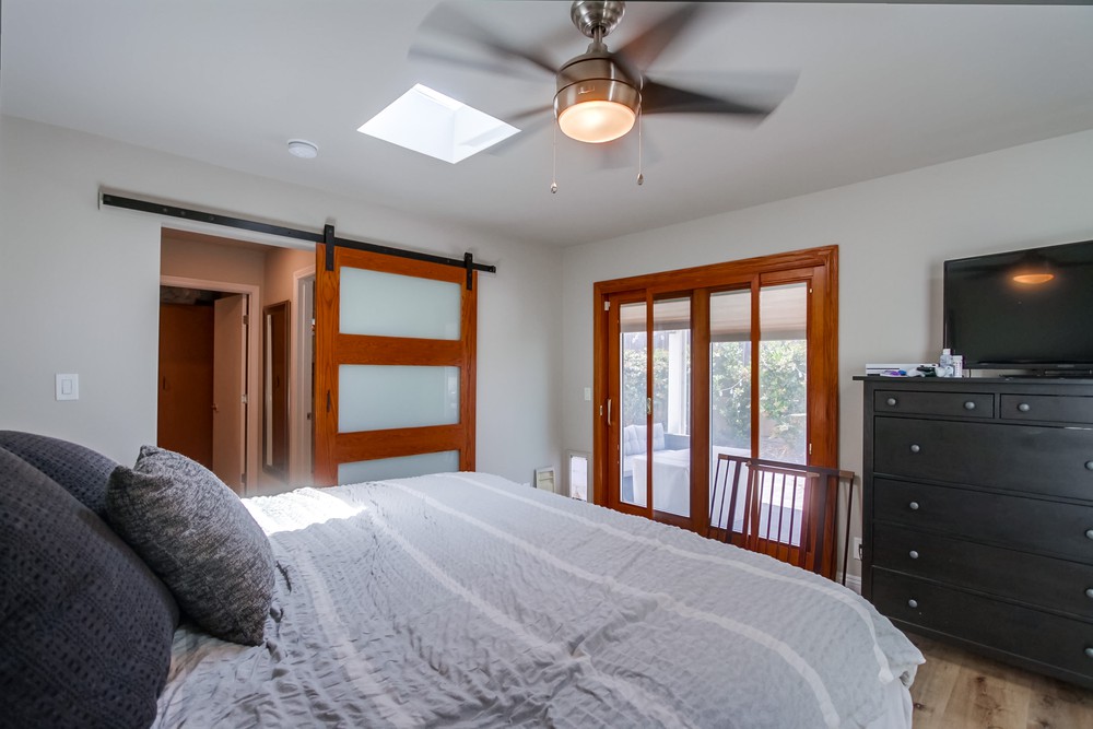 Virtual tour photo 21 of 48 for 4709 Conrad Ave