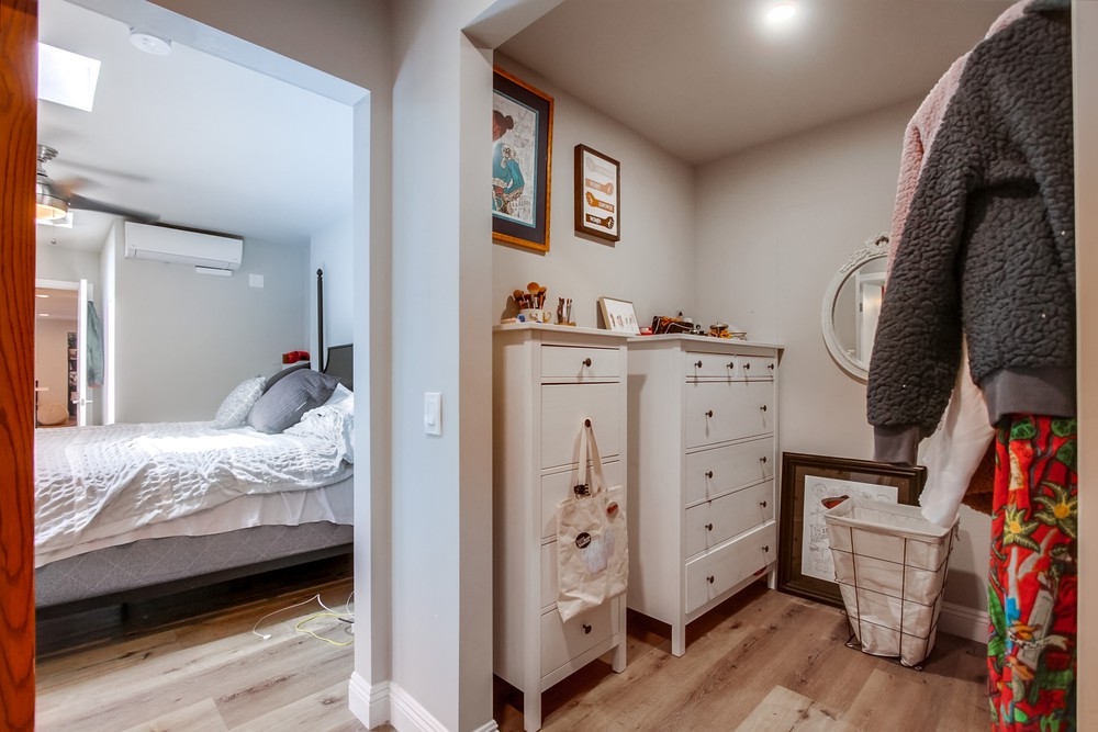 Virtual tour photo 25 of 48 for 4709 Conrad Ave
