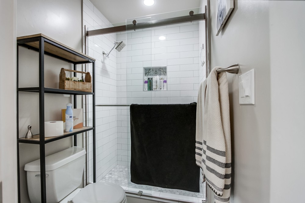 Virtual tour photo 33 of 48 for 4709 Conrad Ave