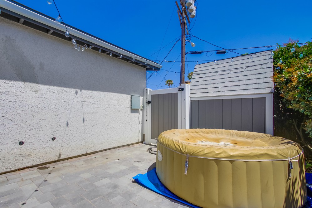 Virtual tour photo 40 of 48 for 4709 Conrad Ave
