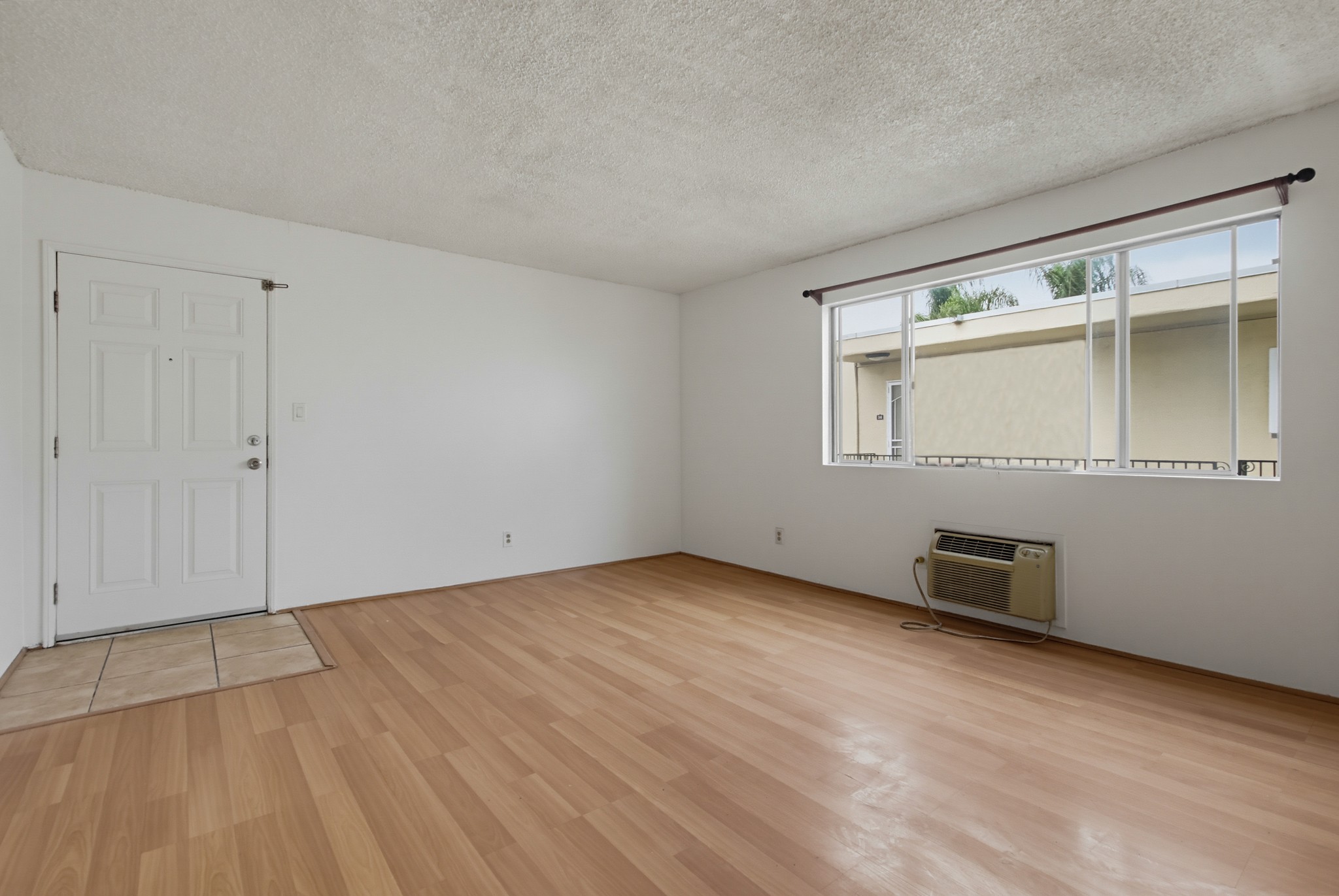 Virtual tour photo 8 of 34 for 471 Ballantyne St Unit 59
