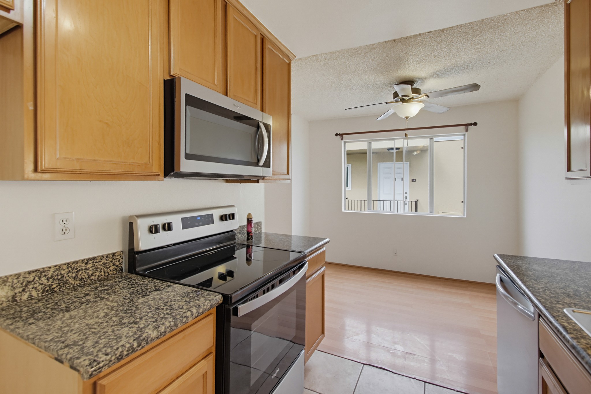 Virtual tour photo 12 of 34 for 471 Ballantyne St Unit 59