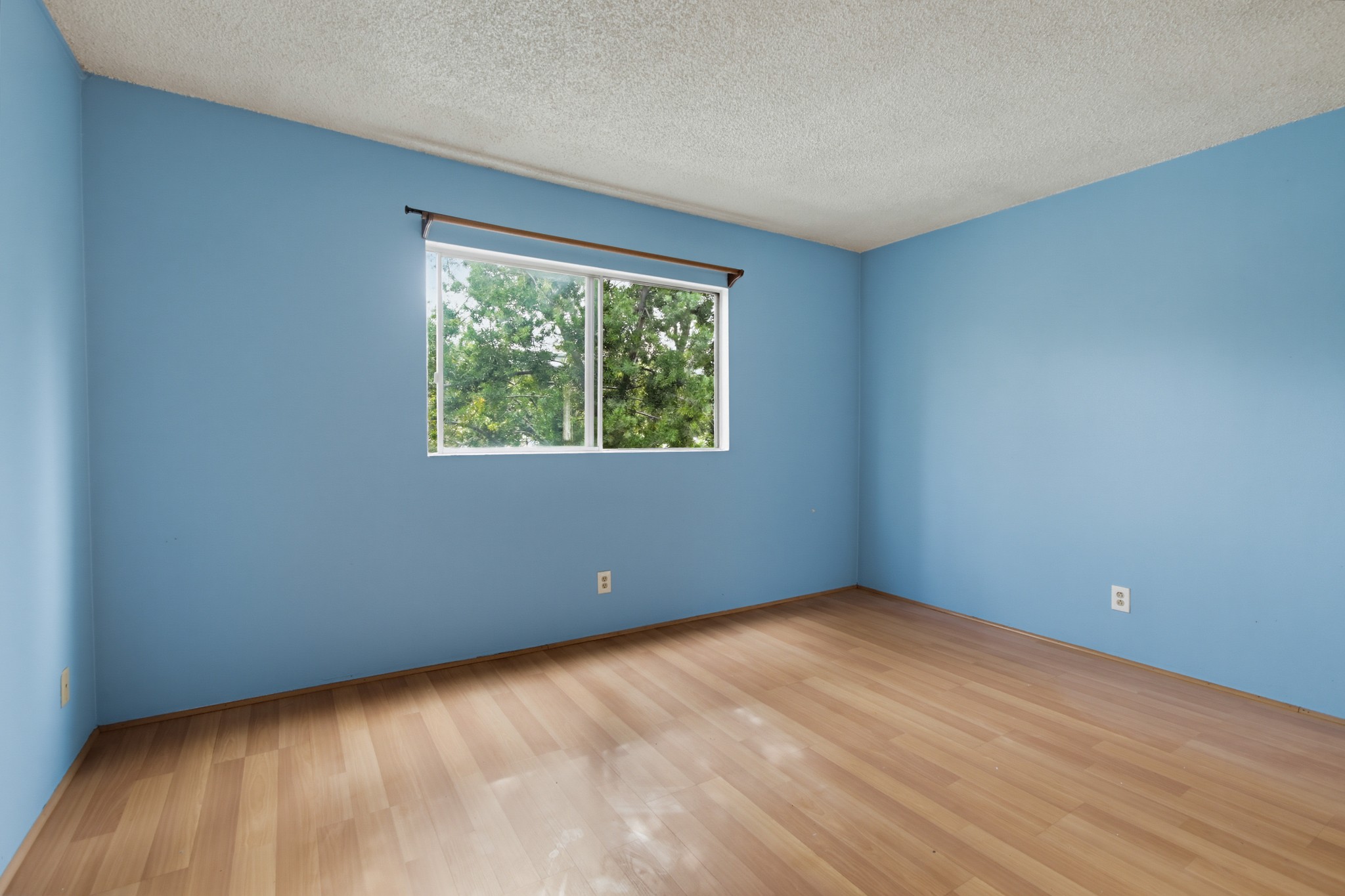 Virtual tour photo 15 of 34 for 471 Ballantyne St Unit 59