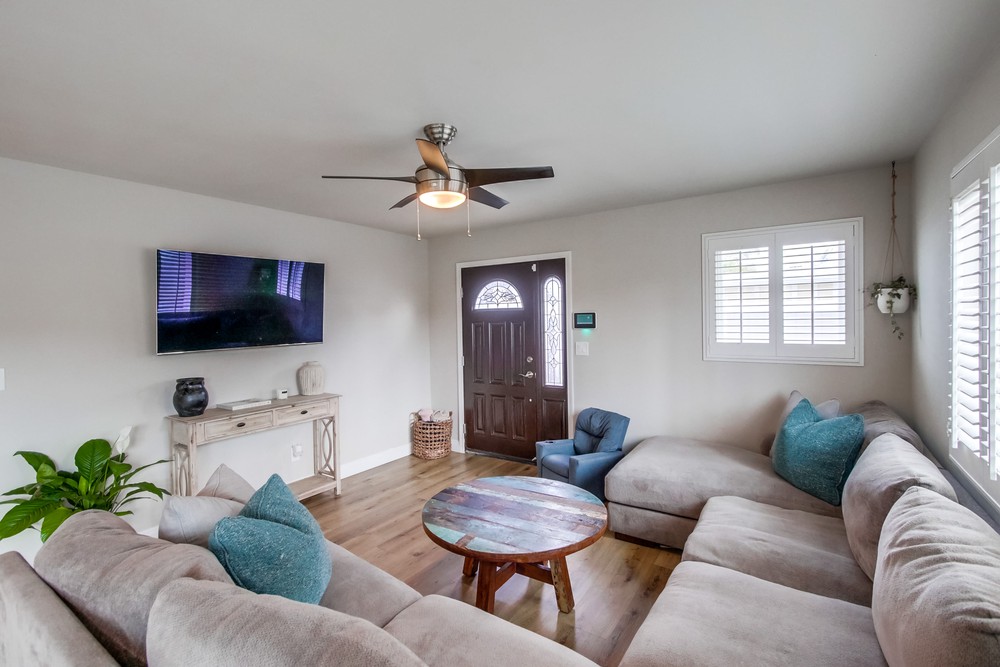 Virtual tour photo 9 of 34 for 4711 Conrad Ave