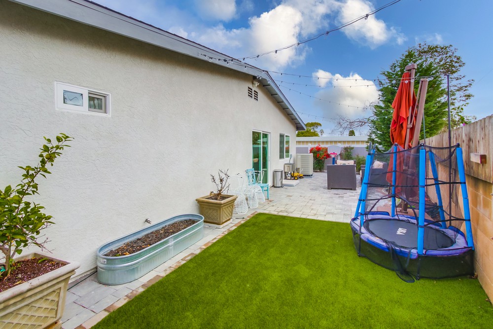 Virtual tour photo 31 of 34 for 4711 Conrad Ave