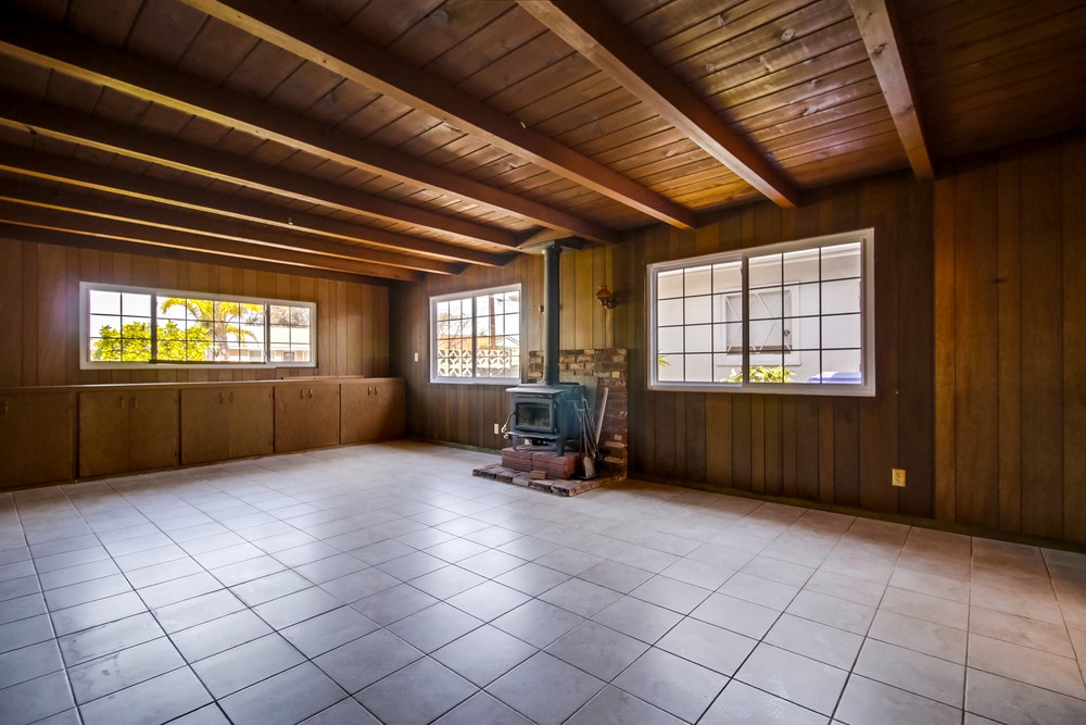 Virtual tour photo 8 of 43 for 4711 Mt Bigelow Dr