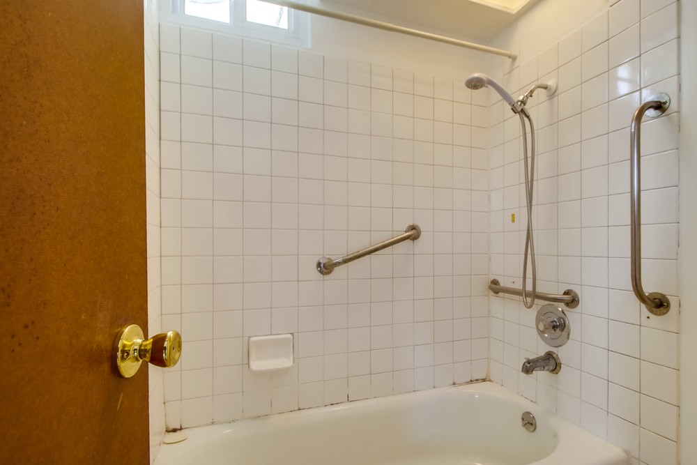 Virtual tour photo 24 of 43 for 4711 Mt Bigelow Dr