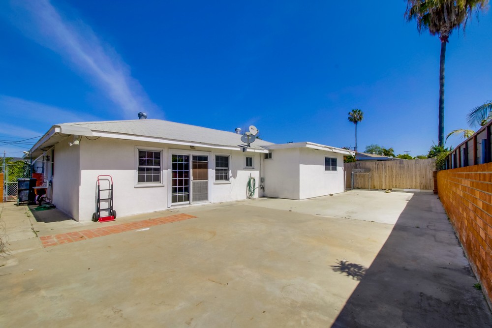 Virtual tour photo 34 of 43 for 4711 Mt Bigelow Dr