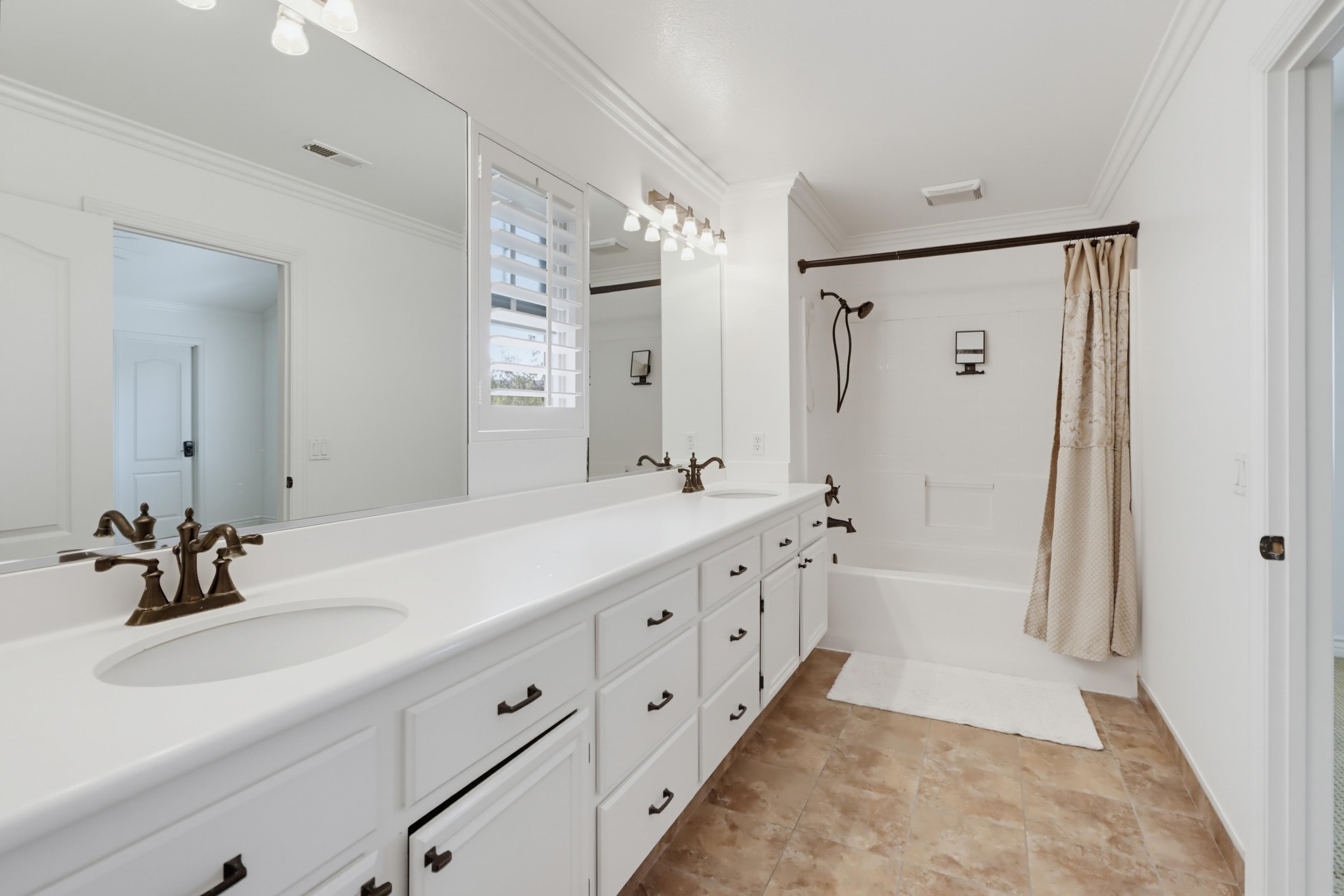 Virtual tour photo 29 of 54 for 4713 Hickok Point