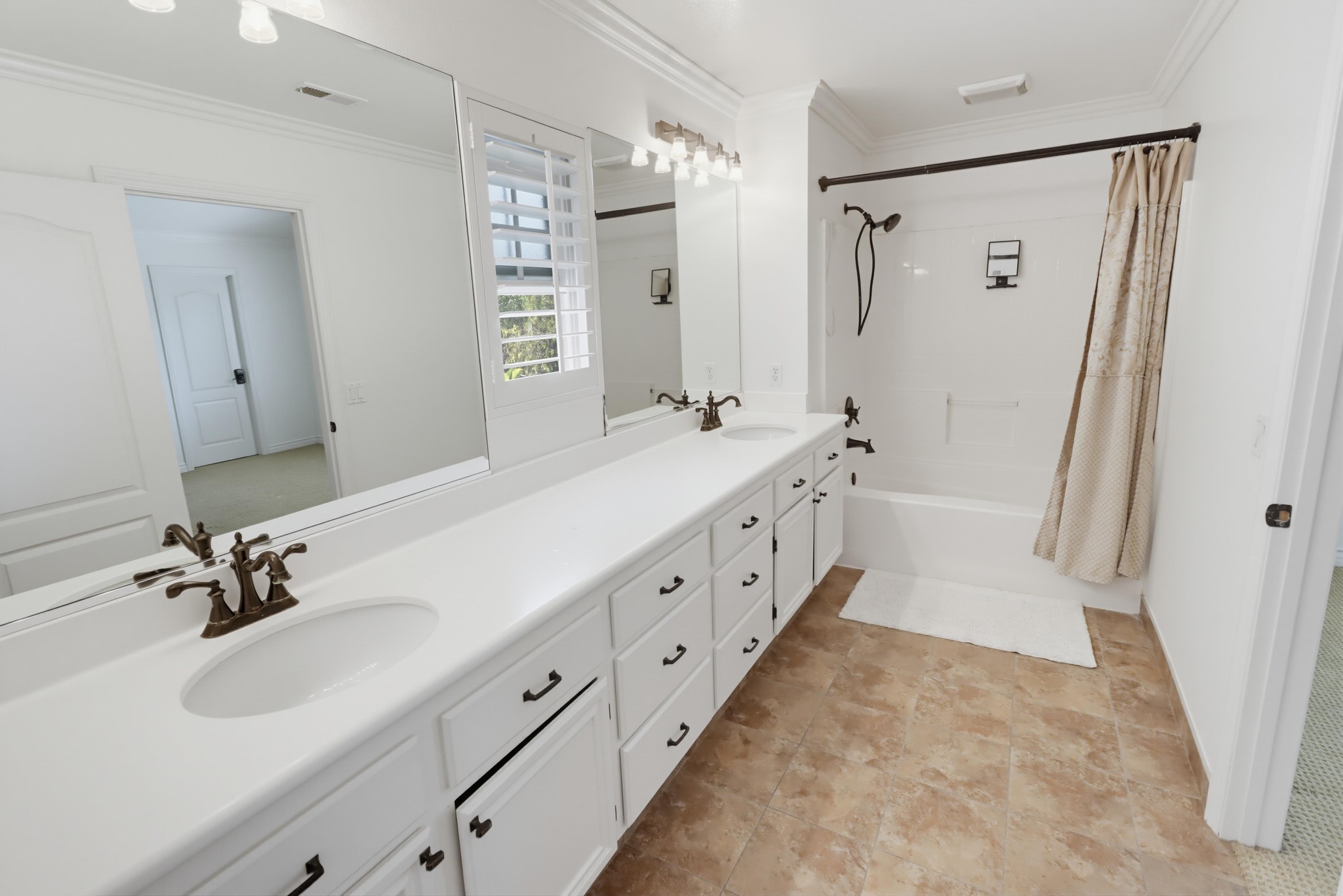 Virtual tour photo 30 of 54 for 4713 Hickok Point