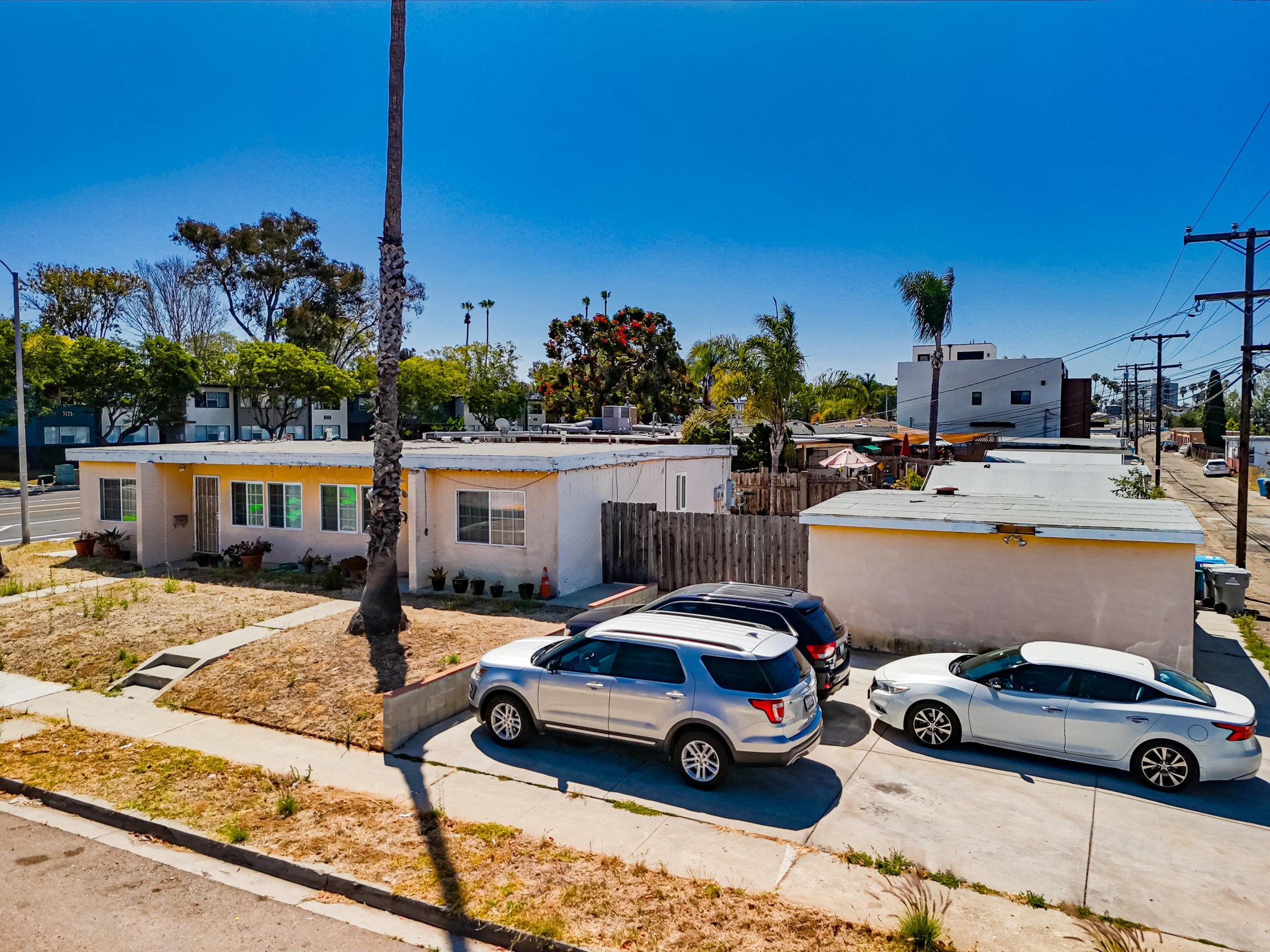 Virtual tour photo 3 of 34 for 4715 Blackfoot Ave