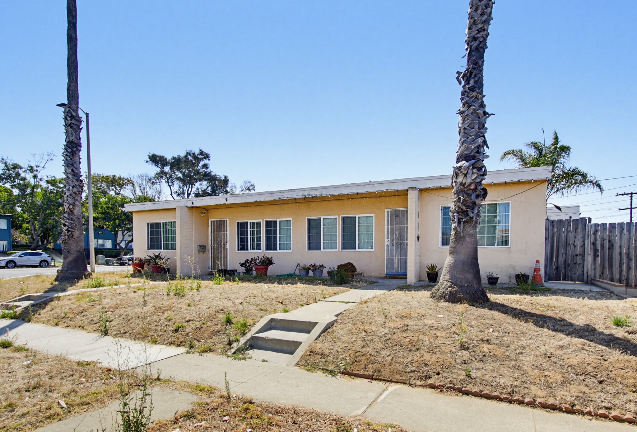 Virtual tour photo 3 of 62 for 4715 Blackfoot Ave