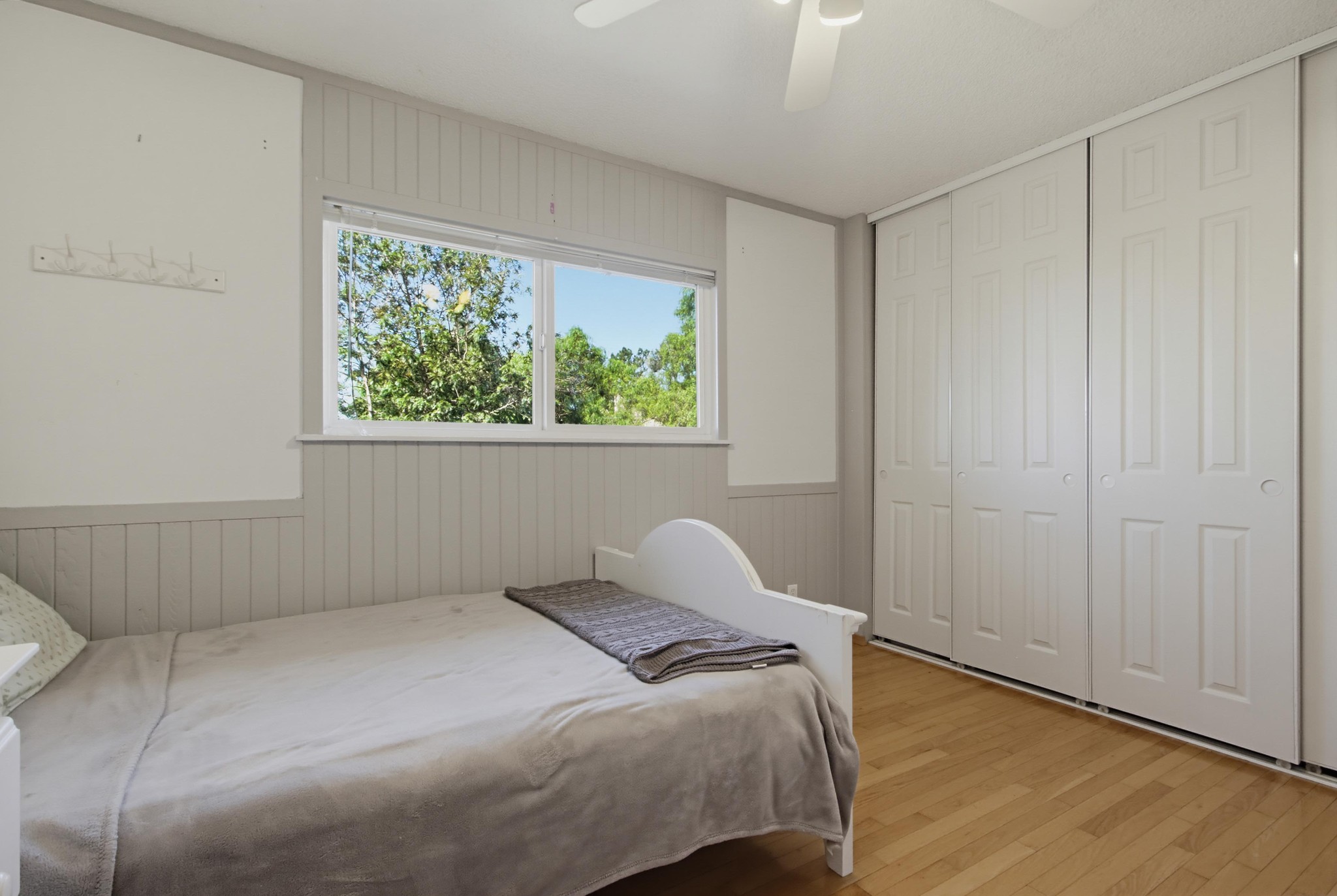 Virtual tour photo 27 of 78 for 472 E Kalmia St