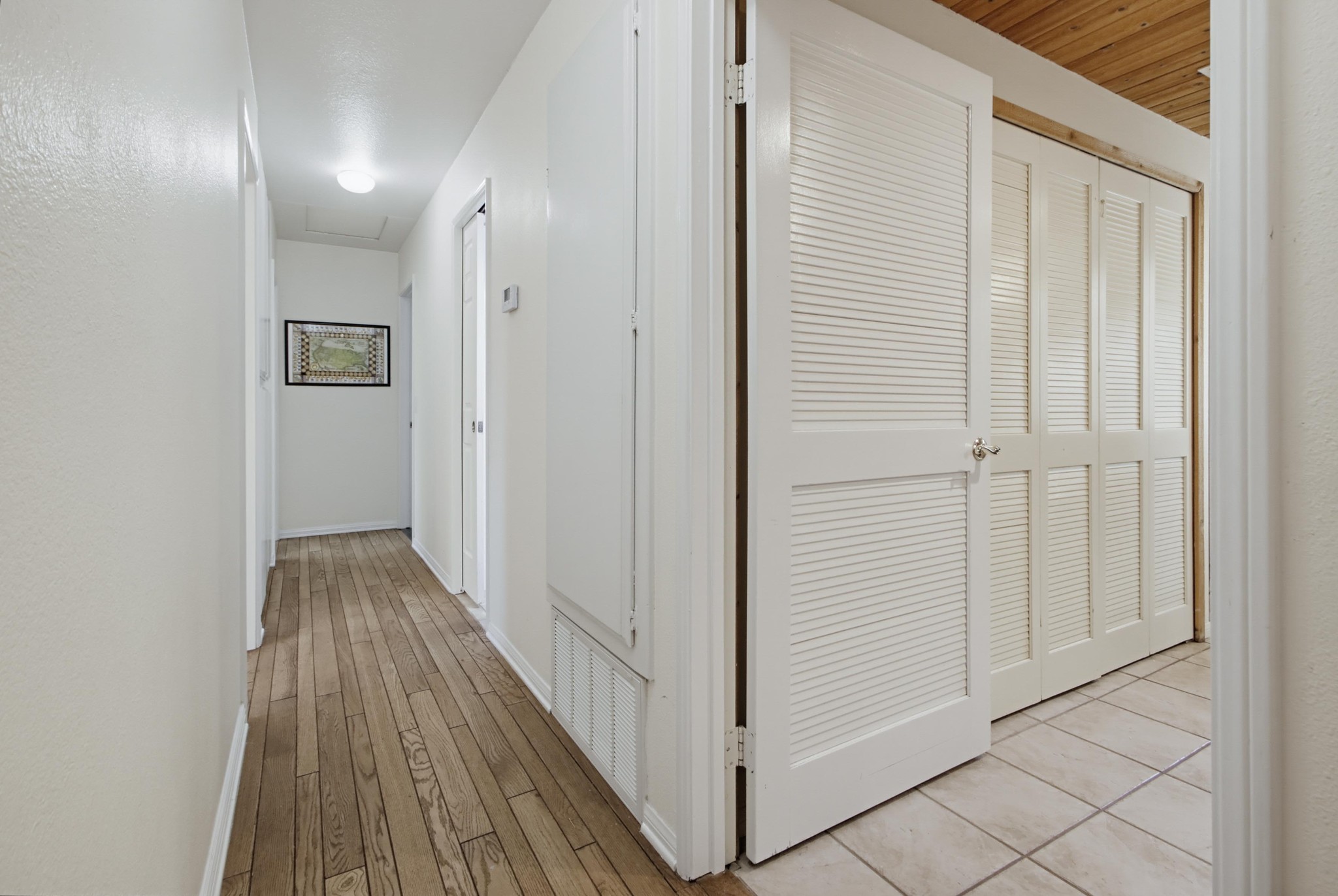 Virtual tour photo 33 of 78 for 472 E Kalmia St