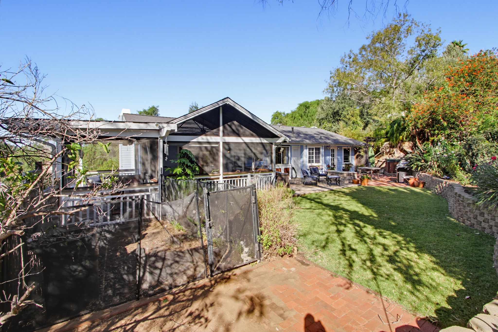 Virtual tour photo 55 of 78 for 472 E Kalmia St