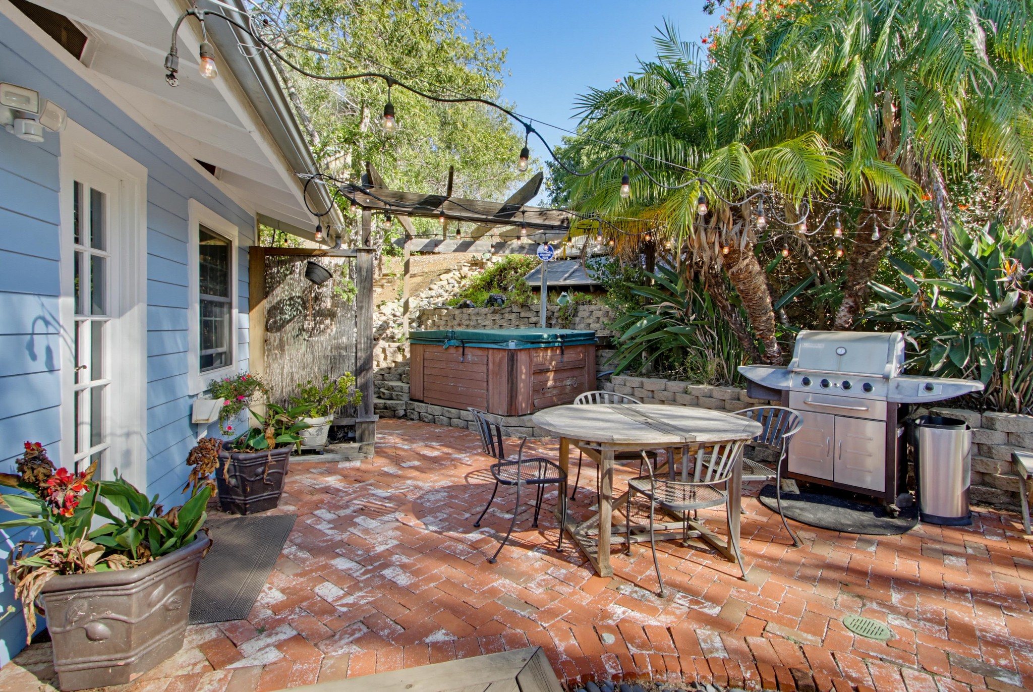Virtual tour photo 60 of 78 for 472 E Kalmia St