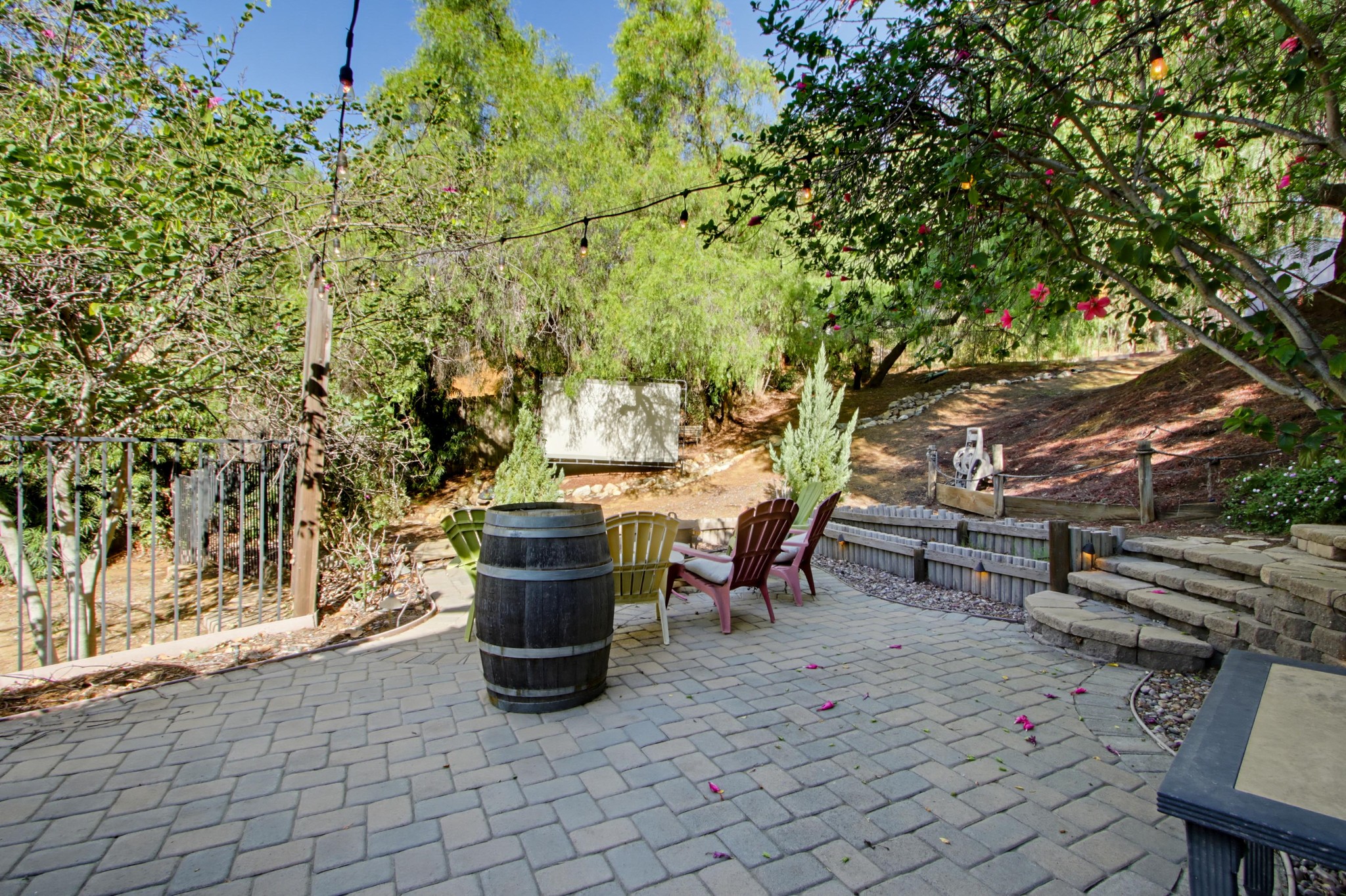 Virtual tour photo 65 of 78 for 472 E Kalmia St